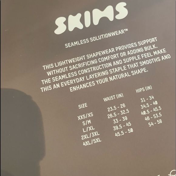 NWT Skims Sculpting Bodysuit with Snap in Cocoa - Picture 11 of 12